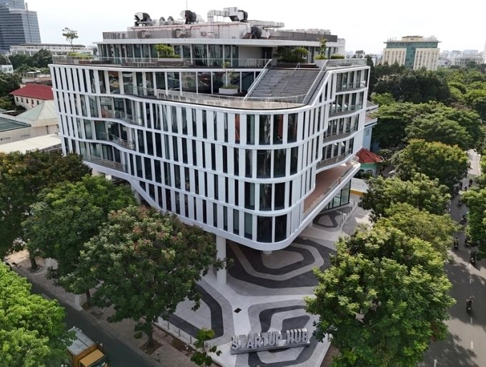 a-building-with-trees-around-it-ai-generated-content-may-be-incorrect_(1).png