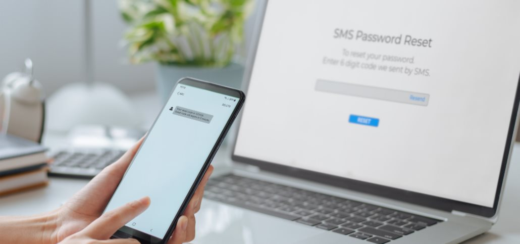 Vì sao không nên nhận mã OTP qua tin nhắn?