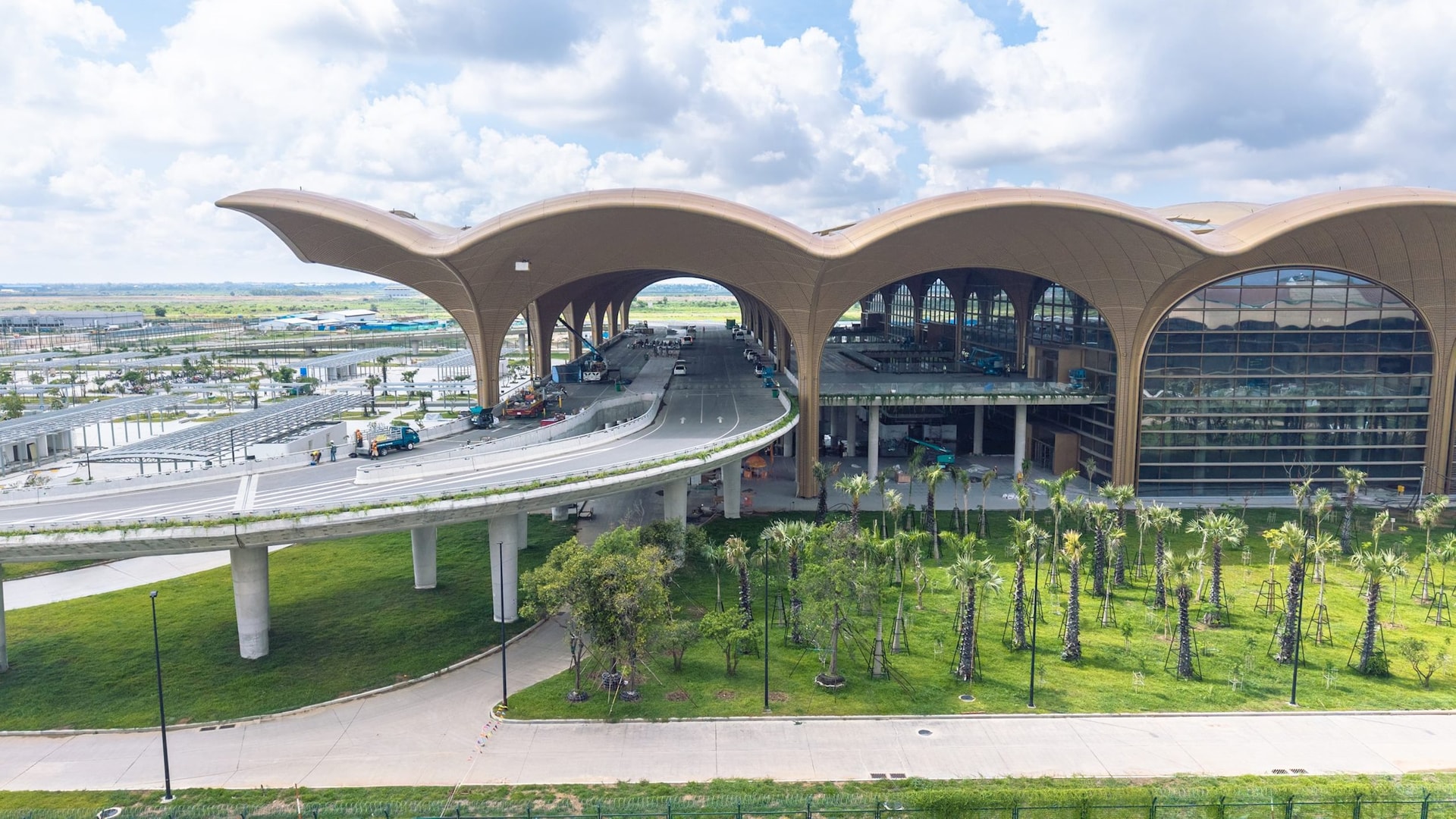 techo_international_airport_aero_bridge-scaled.jpg