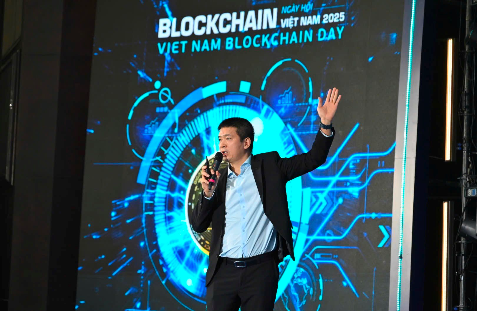 Đề xuất triển khai thử nghiệm Mạng dịch vụ Đa chuỗi Blockchain Việt Nam VBSN tại khu vực dịch vụ công Đà Nẵng