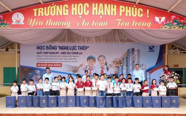 Học bổng "Nghị lực Thép" 2025: Doanh nghiệp đồng hành cùng thế hệ tri thức trẻ
