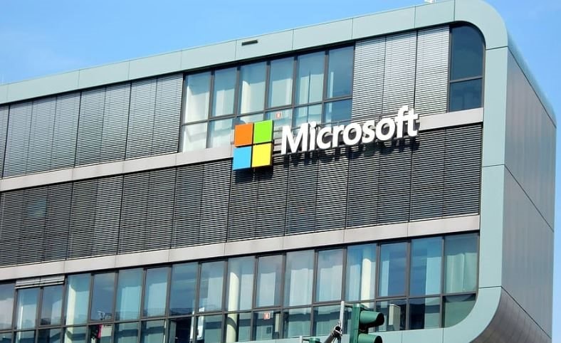 Kỹ sư phần mềm 35 tuổi đột tử ngay tại văn phòng Microsoft