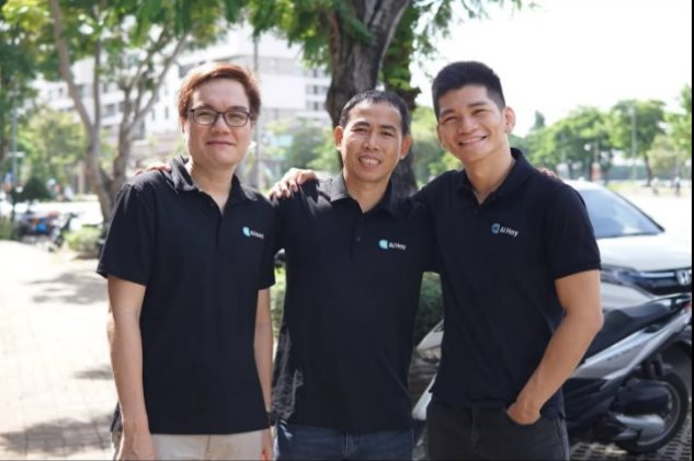 Startup MXH hỏi đáp AI thuần Việt đầu tiên "làm điều không tưởng": Thuyết phục Nvidia bán siêu chip, Forbes vinh danh