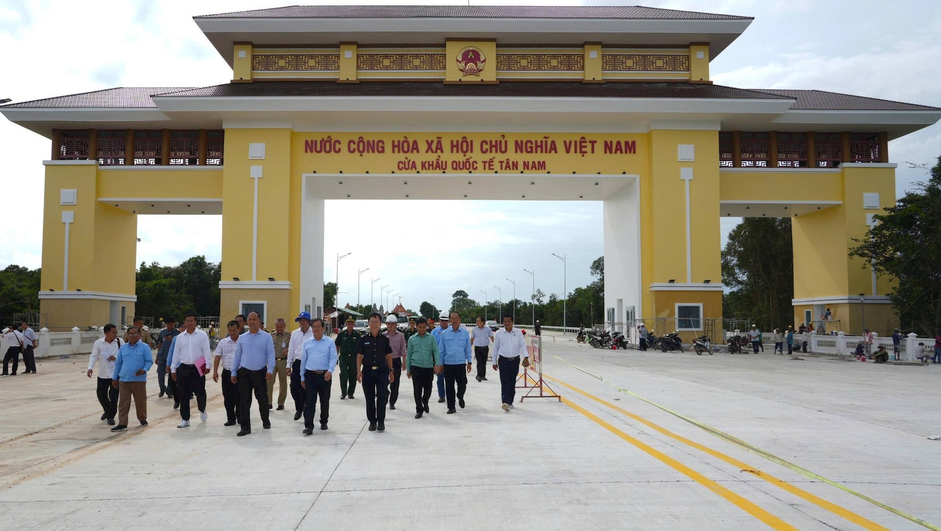 doan-cong-tac.jpg