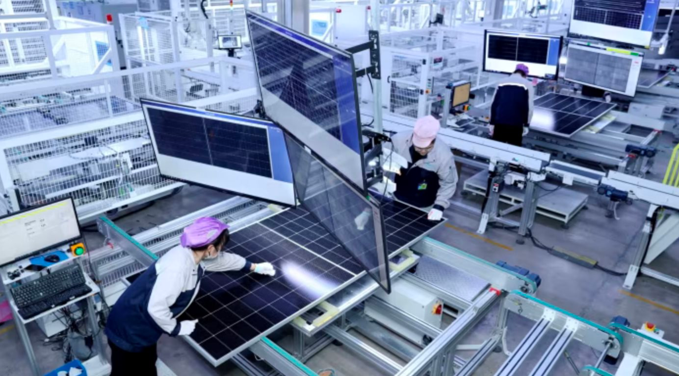 Bong bóng pin mặt trời của Trung Quốc vỡ tung: Top 6 doanh nghiệp lỗ hàng tỷ USD, giá bán rơi tự do, Bắc Kinh cân nhắc thành lập quỹ giải cứu