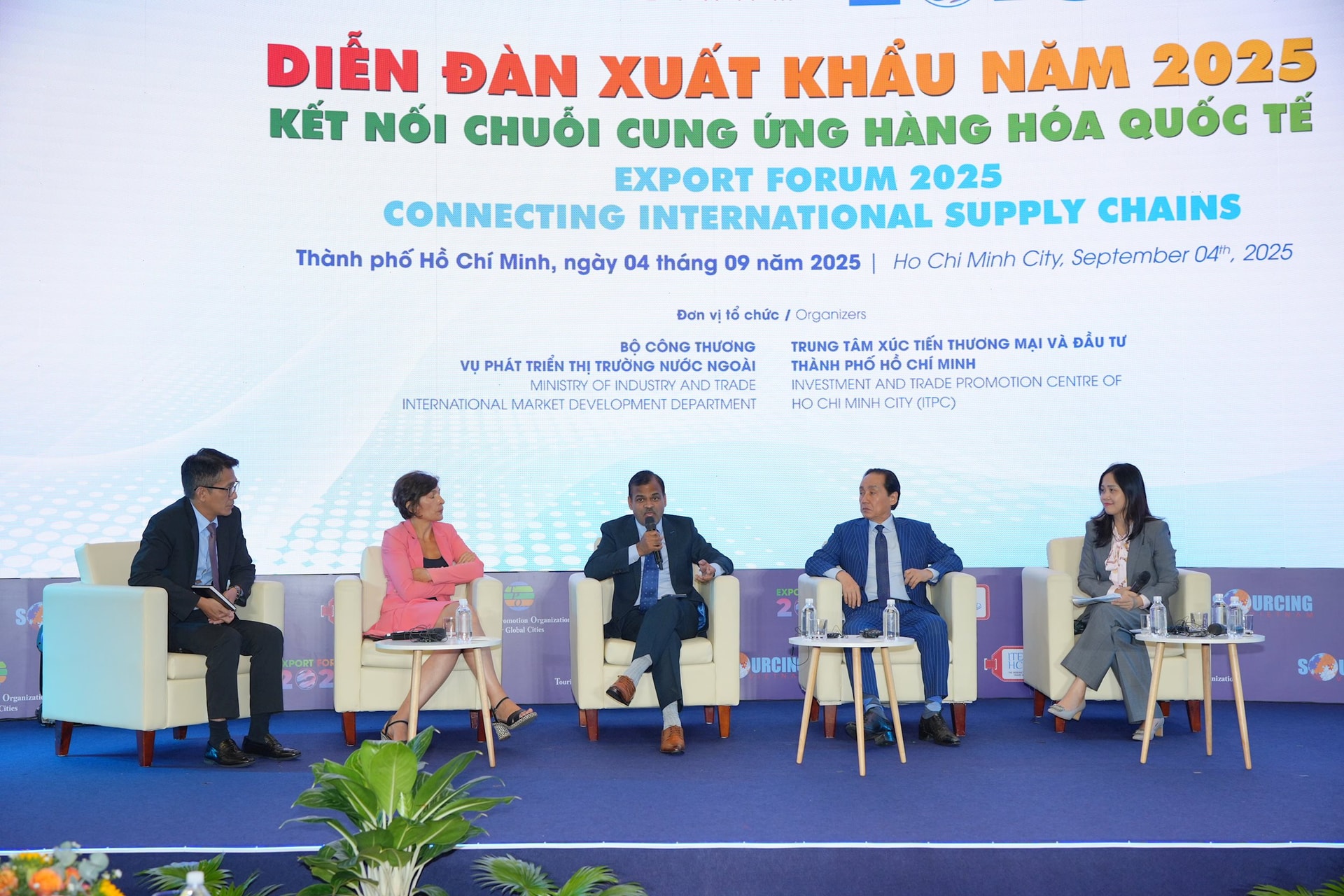 2qk05736.jpg