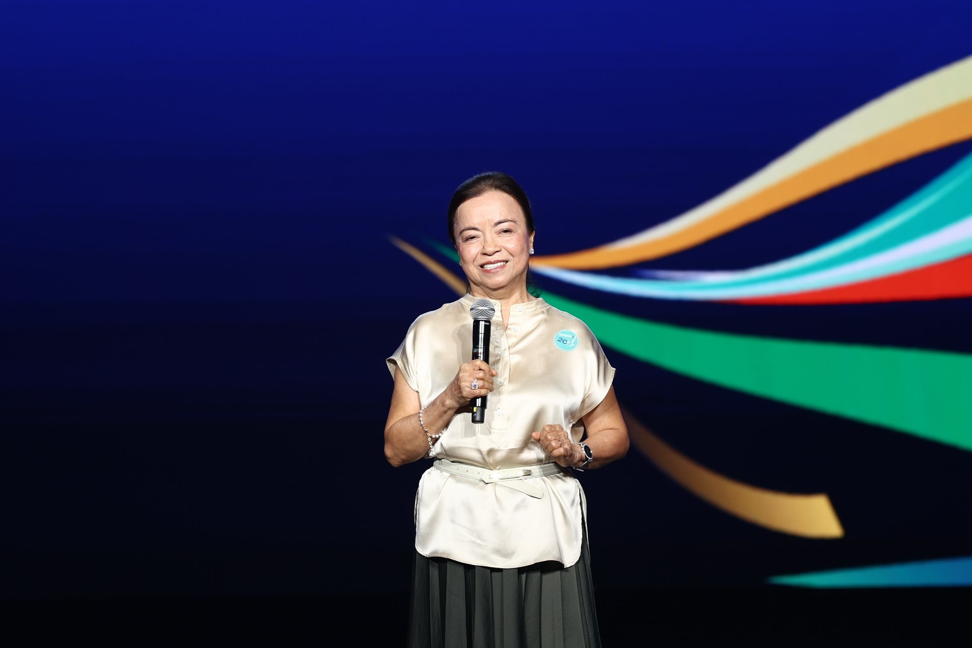 4.-ba-nguyen-thi-mai-thanh-chu-tich-cong-ty-co-phan-co-dien-lanh-ree-chia-se-ve-quan-he-hop-tac-voi-coteccons-gan-voi-tinh-than-phung-su-de-dan-dau.jpg