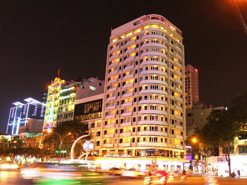DN liên quan Trương Mỹ Lan nắm trong tay loạt khách sạn đắc địa bậc nhất Hà Nội và Tp.HCM đã lỗ luỹ kế 3.100 tỷ, “gánh” khoản nợ 9.000 tỷ đồng
