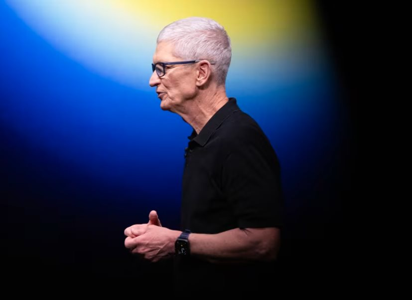 Sự im lặng cao tay của Tim Cook: Đứng ngoài nhìn những kẻ nóng vội lao vào cuộc đua AI, ung dung với núi tiền mặt khổng lồ chờ thời cơ thâu tóm
