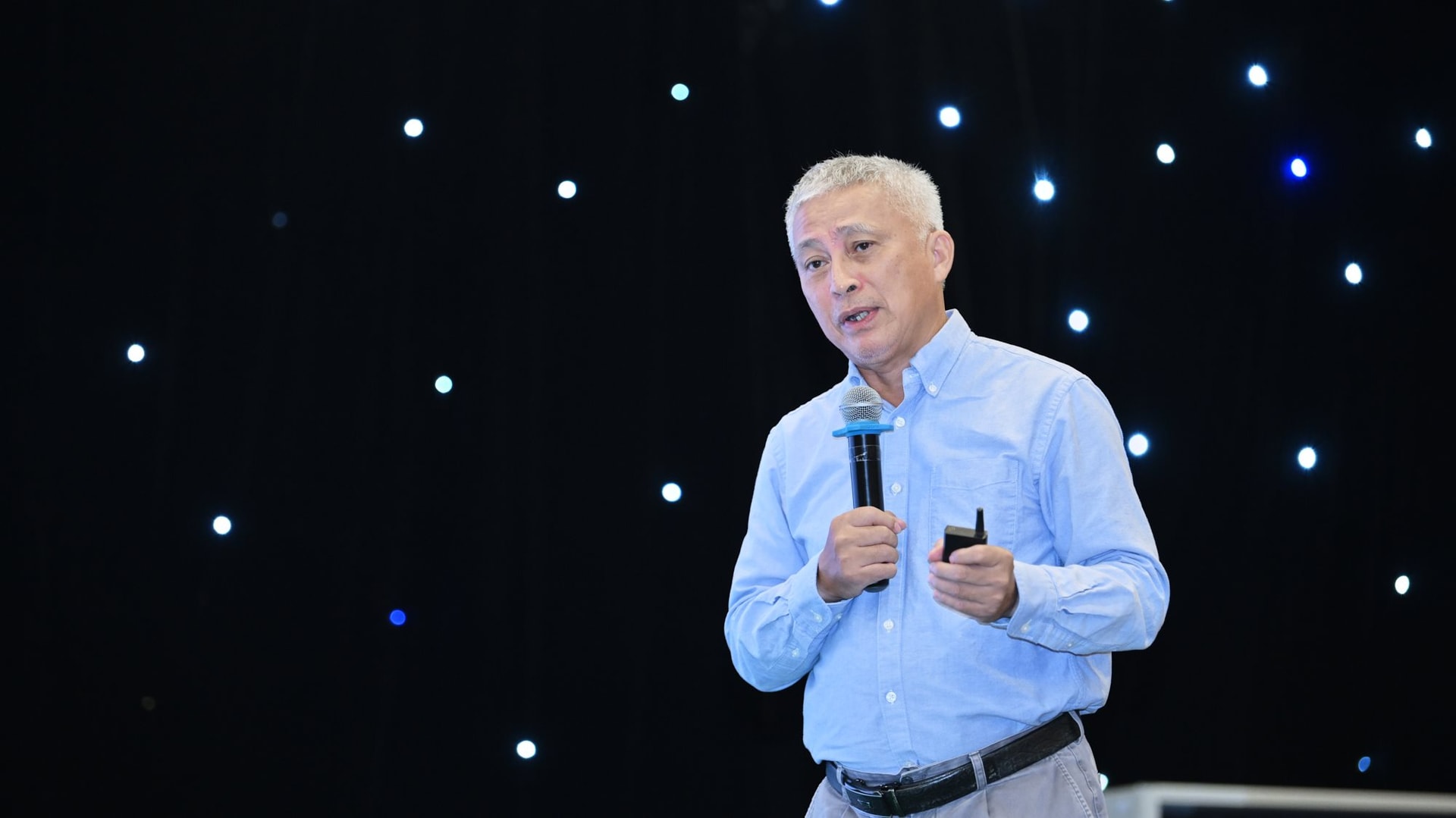 dien-gia-ts.hoang-duong-tung.jpg