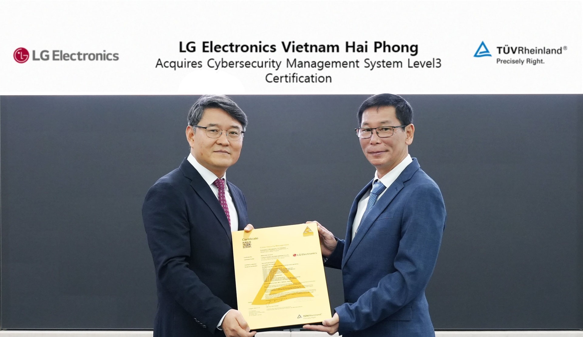 nha-may-san-xuat-linh-kien-o-to-lon-nhat-cua-lg-electronics-nhan-chung-nhan-an-ninh-mang-hang-dau.jpg
