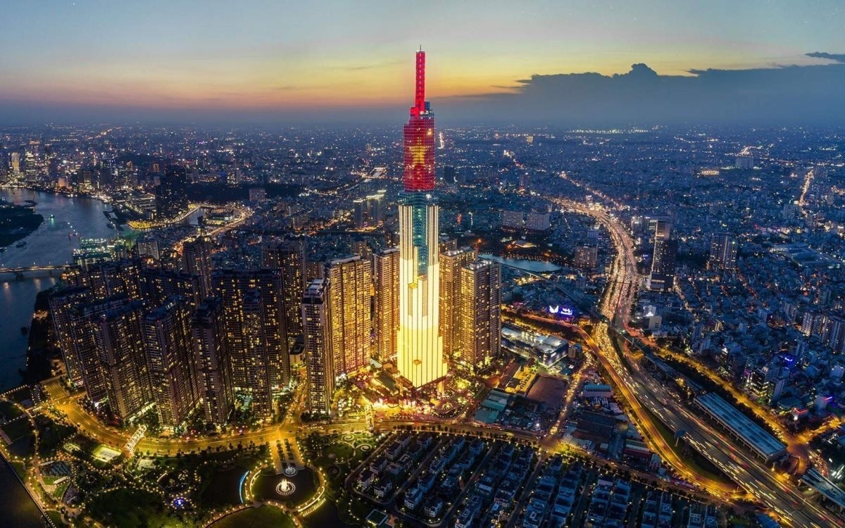 Quốc gia nhỏ bé được TG nể phục, GDP tăng 10 lần: Với năng lực phi thường, Việt Nam cũng có thể làm được
