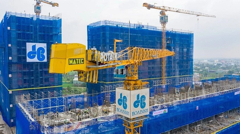 Xây dựng Hòa Bình (HBC) miễn nhiệm 3 lãnh đạo cấp cao trong tháng 9