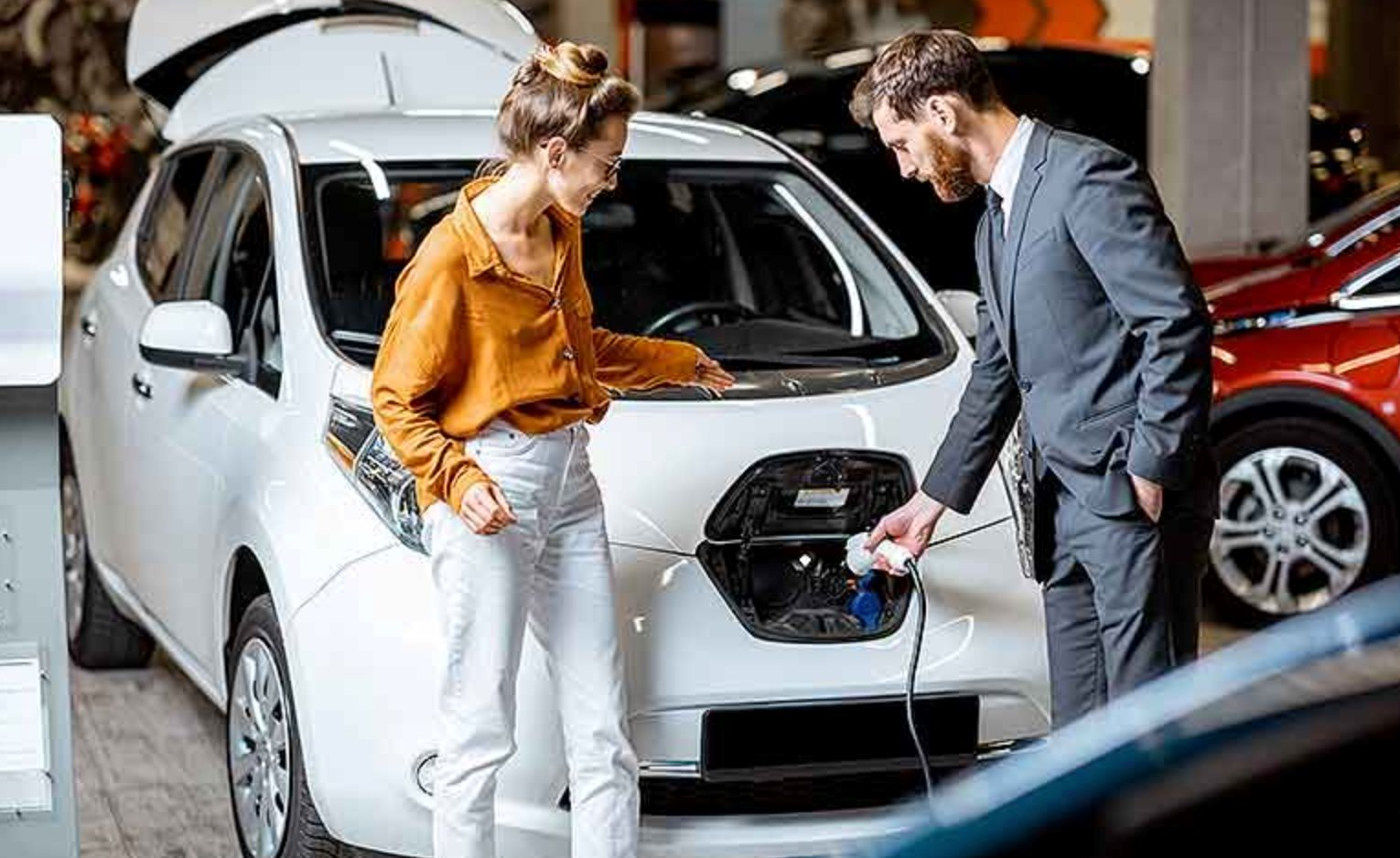 Xe điện cũ thành xu hướng mới, có người mua được với giá chưa đến 150 triệu đồng