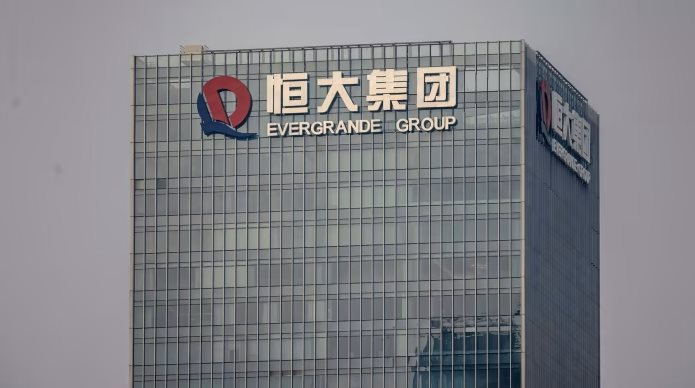 Evergrande bán mảng dịch vụ BĐS để trả nợ: Kết thúc một kỷ nguyên, mở ra giai đoạn thanh lý "gà đẻ trứng vàng"