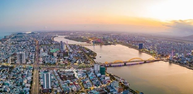 Dòng vốn “xoay trục” về Đà Nẵng, bất động sản biểu tượng hút khách