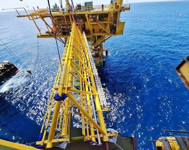 Khối thép 800 tấn sừng sững giữa trùng khơi: Công trình khẳng định sức mạnh chinh phục biển sâu của VN