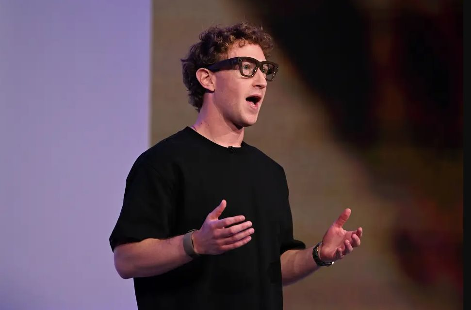 Mark Zuckerberg đổ lỗi do Wi-Fi khi ra mắt sản phẩm mới: Kỳ vọng màn ra mắt hoành tráng của Meta nhưng đổi lại là một thực tế phũ phàng