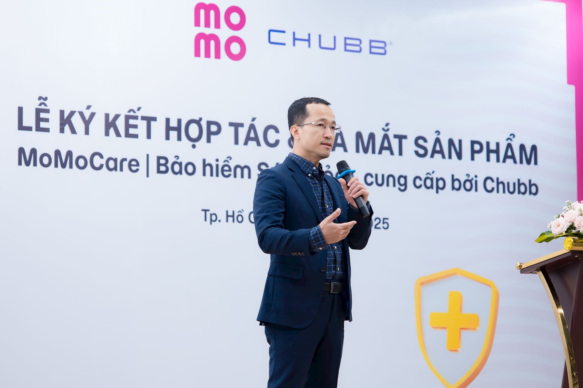 ong-do-quang-thuan-momo.jpg