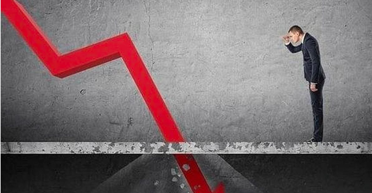 Góc nhìn chuyên gia: Không loại trừ khả năng VN-Index "thủng" 1.600 điểm, đặt quản trị rủi ro lên hàng đầu