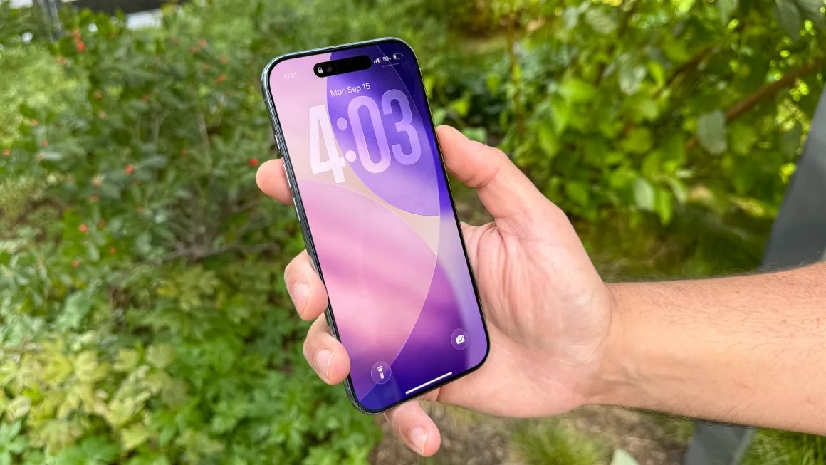 iphone-air-cnnu-review-credit-mike-andronico-12.png