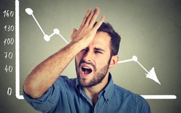5 sai lầm nhà đầu tư cần tránh khi thị trường chứng khoán đi xuống