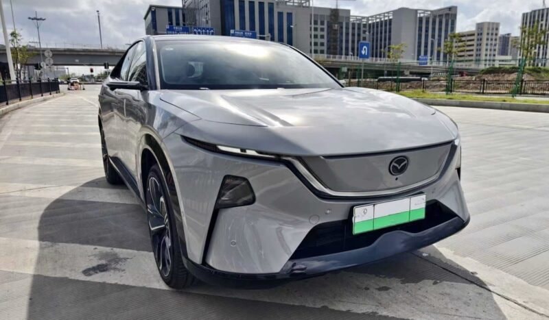 Mazda có xe điện trên hạng CX-5 chưa bán đã có 40.000 đơn cọc, dùng 86,5% thép siêu cứng, review nói gì?