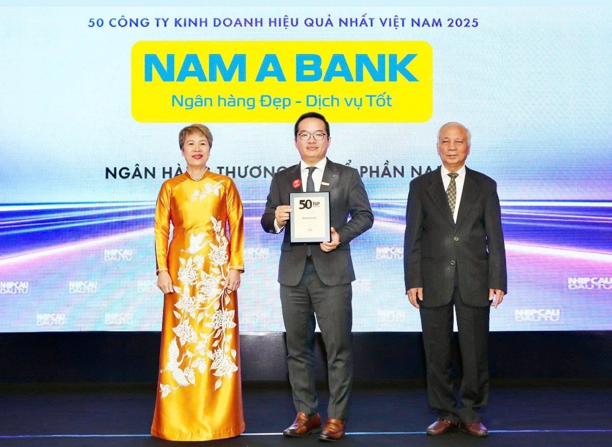 Nam A Bank lọt Top 50 công ty kinh doanh hiệu quả nhất việt nam
