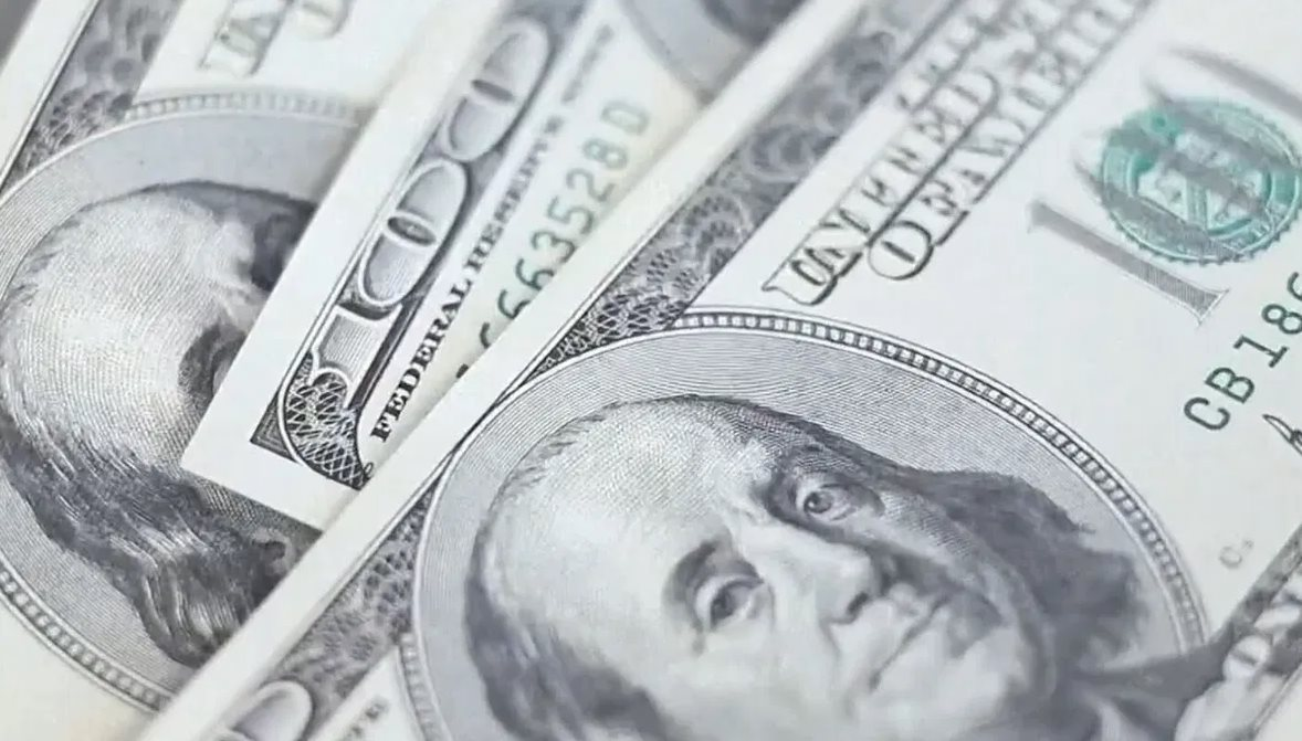 Người Mỹ giàu nhất mọi thời đại nhờ tích trữ 45% tài sản vào chứng khoán, chuyên gia cảnh báo rủi ro thị trường điều chỉnh