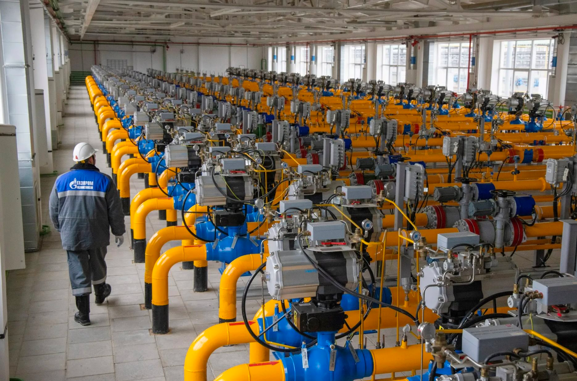 Tìm được khách sộp, Nga lập tức hạ giá thấp hơn 38% so với mức bán khí đốt cho EU: Là nước sắp mua 100 tỷ mét khối từ Moscow