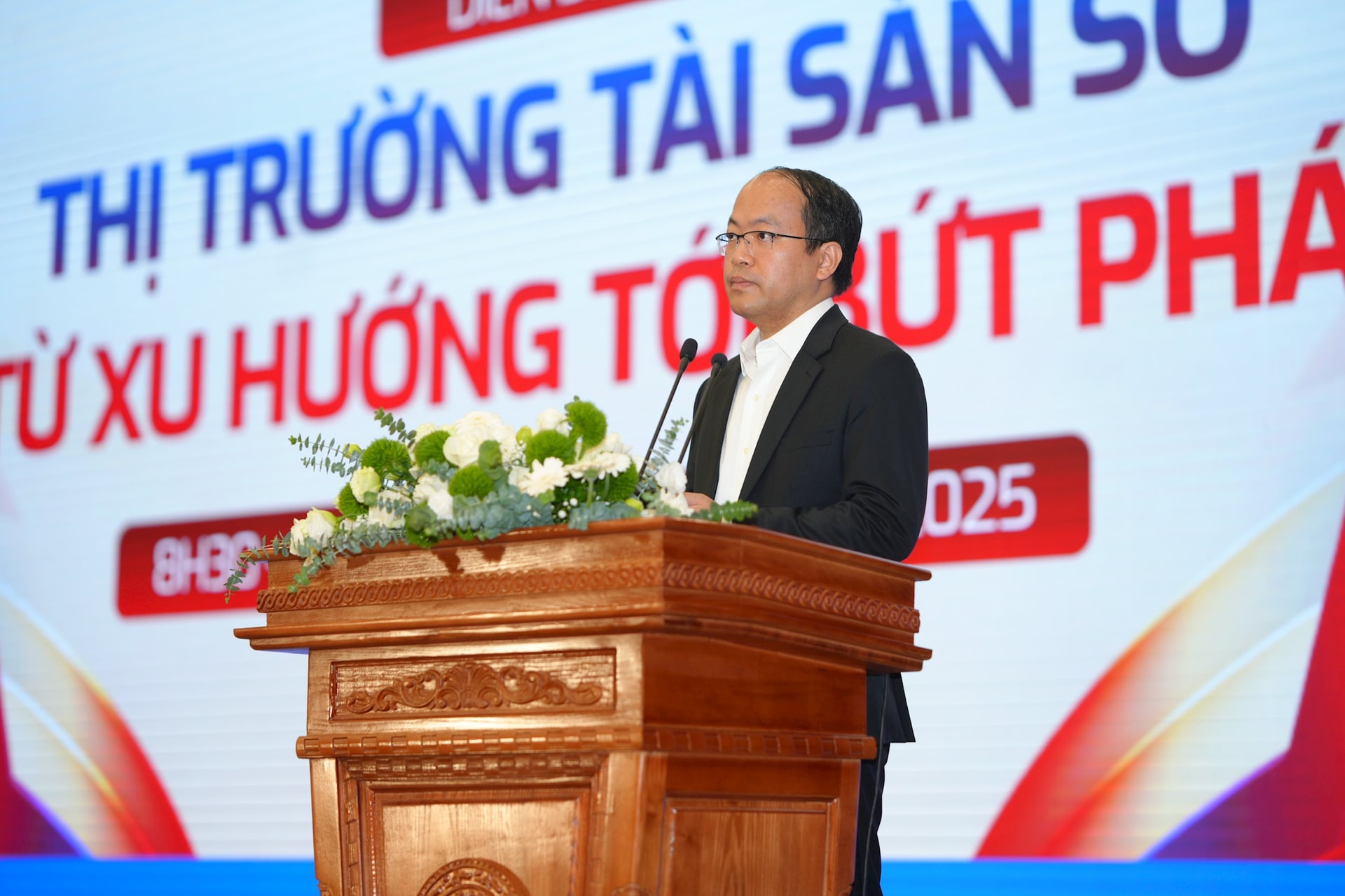 ong-vu-quoc-huy-giam-doc-trung-tam-doi-moi-sang-tao-quoc-gia.jpg