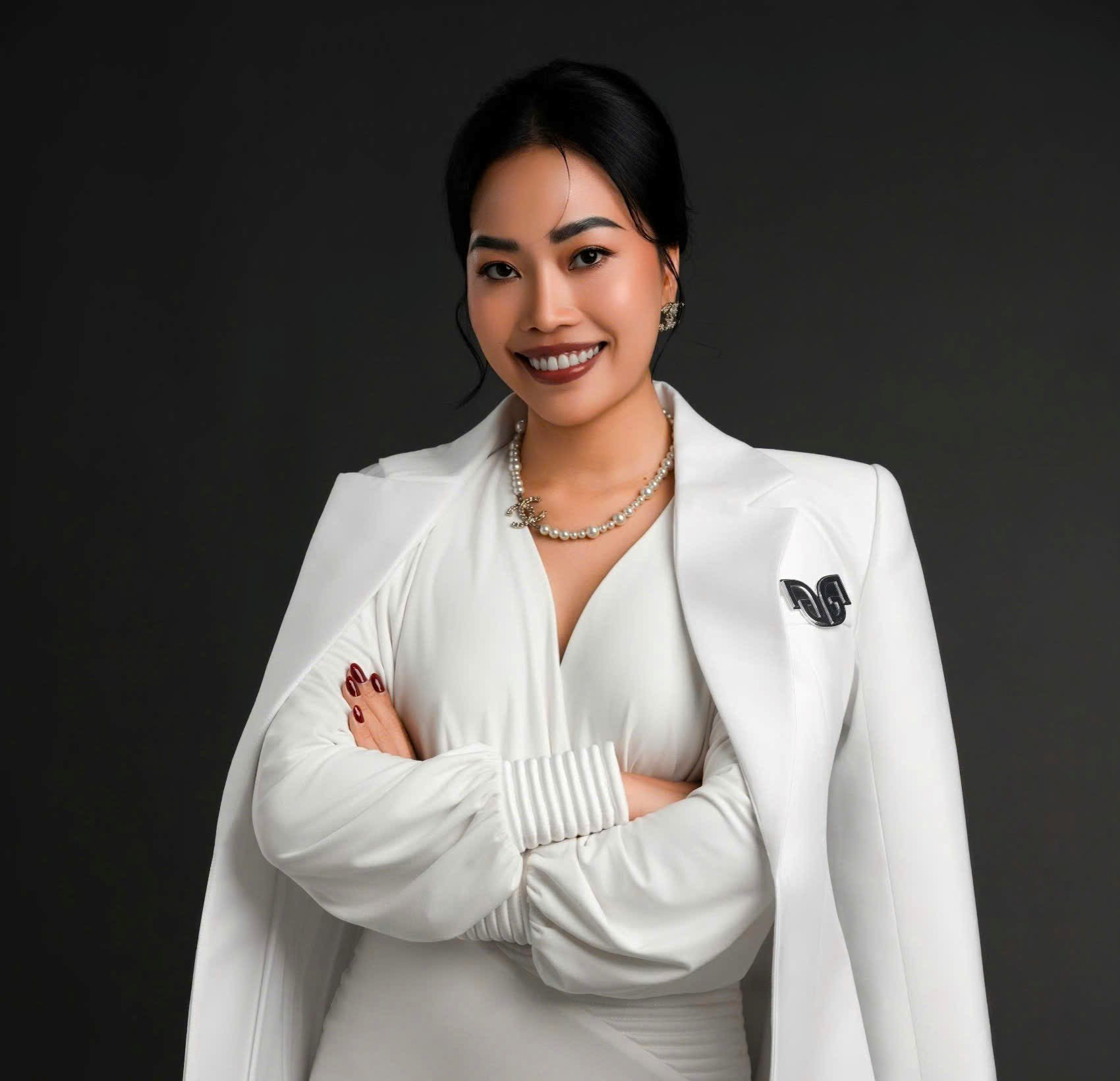 sunny-hoang.png