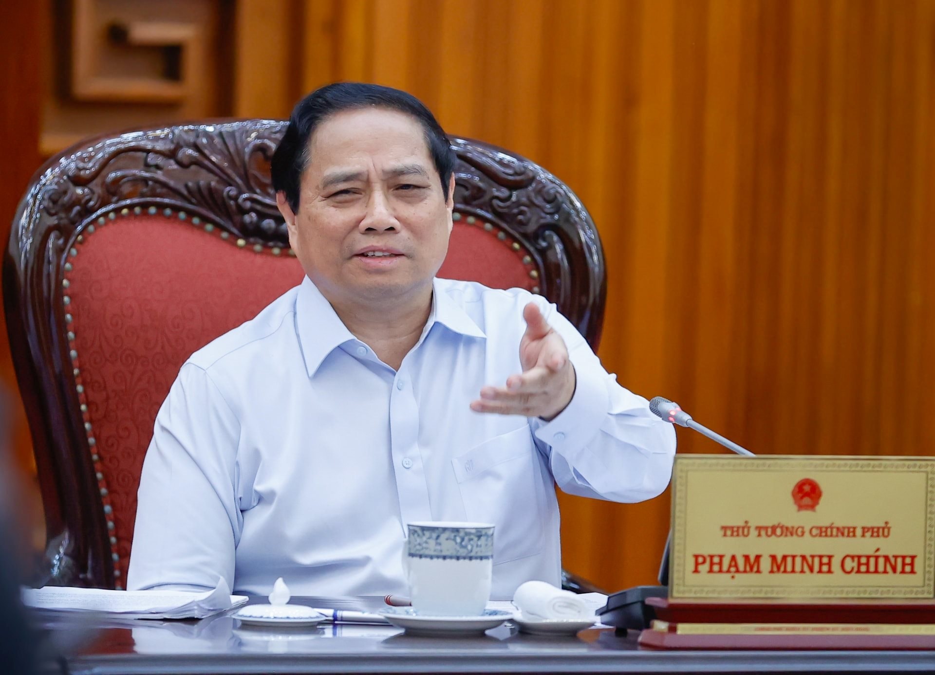 Thủ tướng yêu cầu phấn đấu thu ngân sách nhà nước năm 2025 tăng ít nhất 25% so với dự toán
