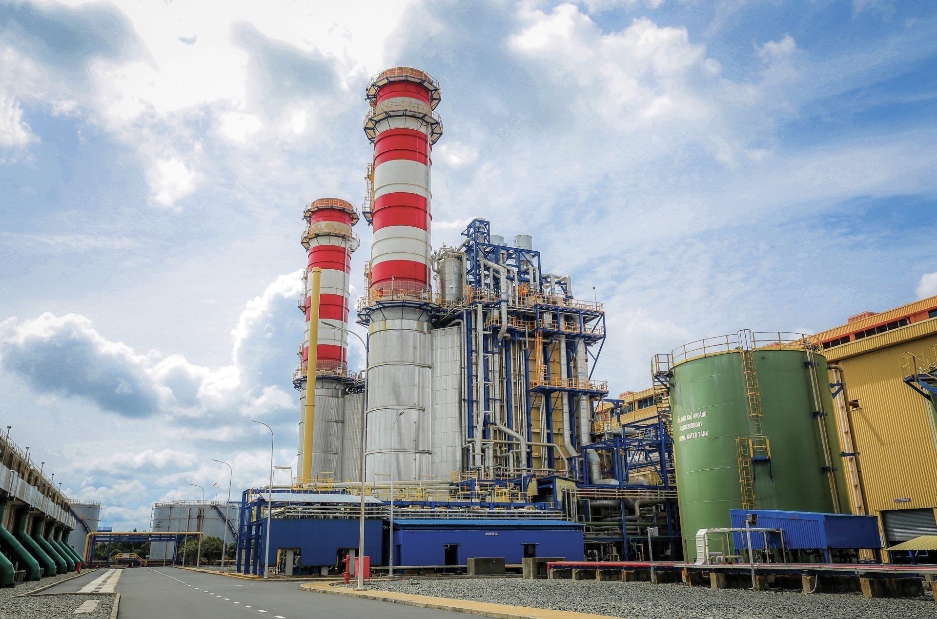 PV Power (POW) gây sốc: Bán 726 triệu cổ phiếu giá “rẻ” hơn thị trường gần 30% 