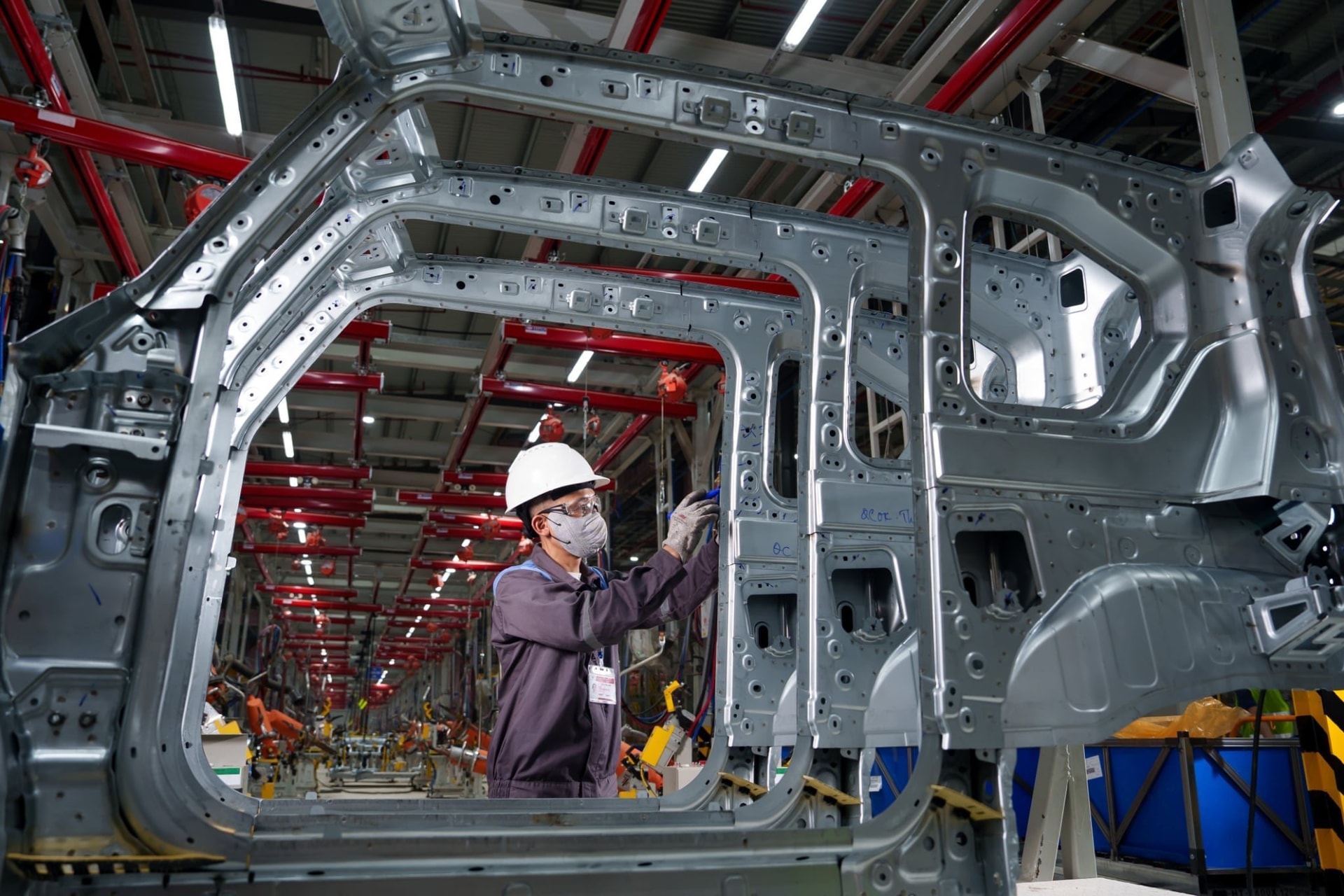 Vingroup lập công ty thép VinMetal vốn 10.000 tỷ đồng: Làm thép đặc chủng cho xe điện