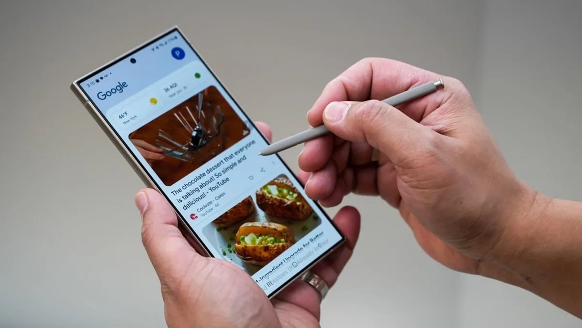 Cây bút công nghệ: "Đừng tốn tiền mua Galaxy S25 Ultra làm gì, tôi dùng mẫu này của Samsung thấy chẳng kém"