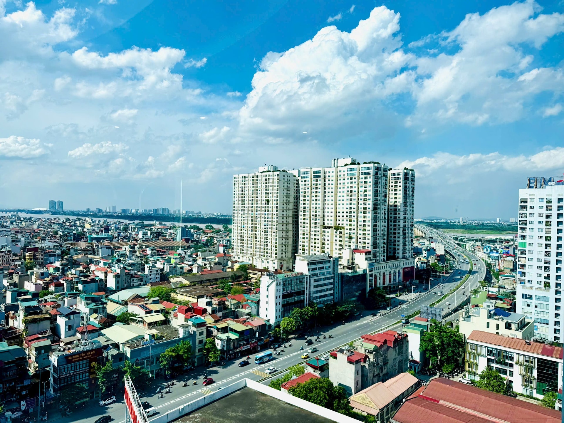 Bất động sản Quý 3/2025: Phục hồi mạnh, sóng vốn dịch chuyển ra vùng ven