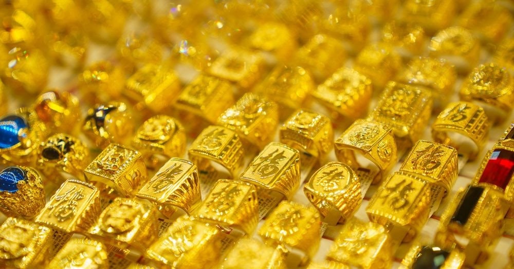 Sáng 8/10: Giá vàng thế giới sát mốc 4.000 USD/ounce, vàng trong nước đồng loạt tăng tiếp