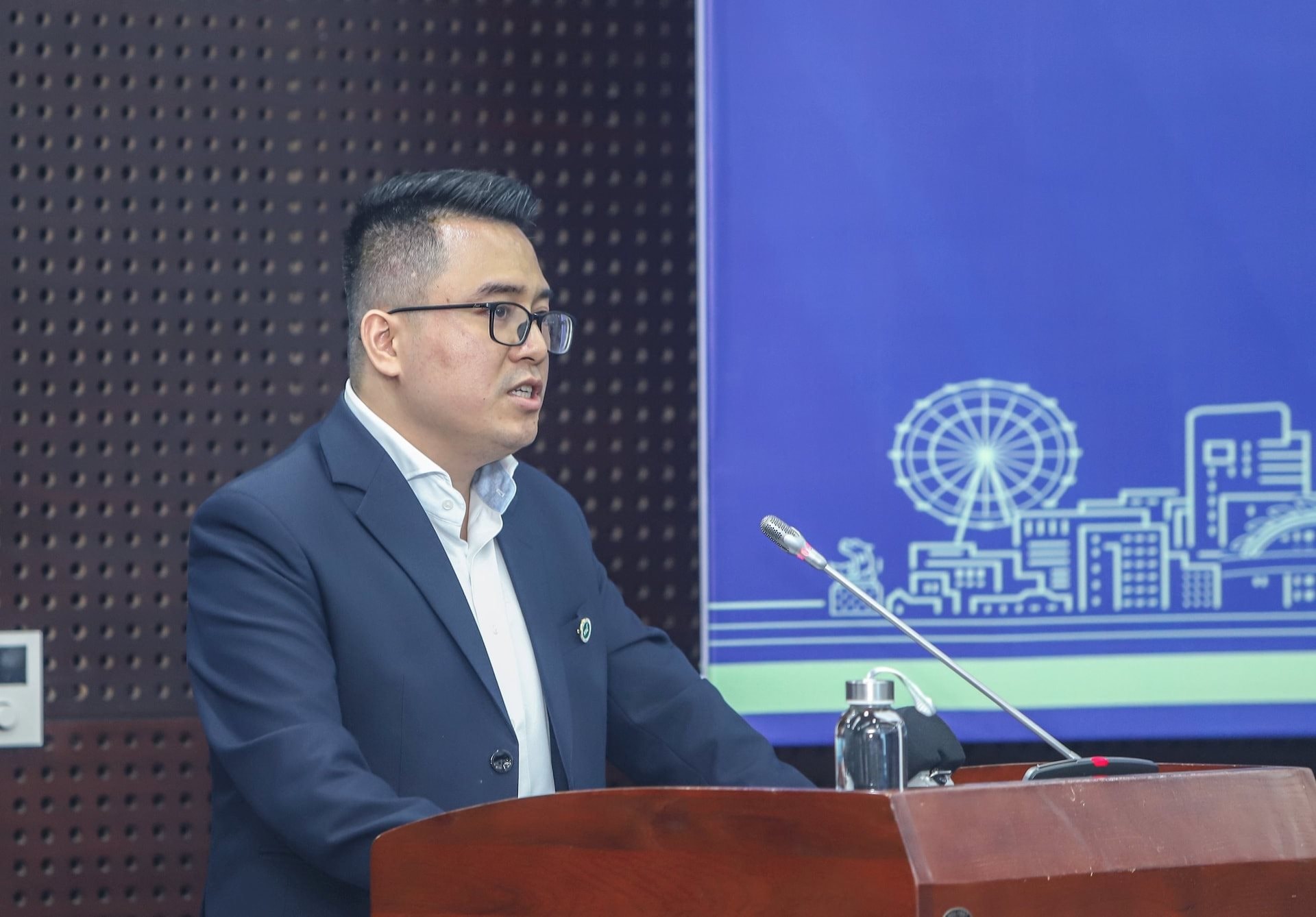 ong-to-tran-hoa.jpg