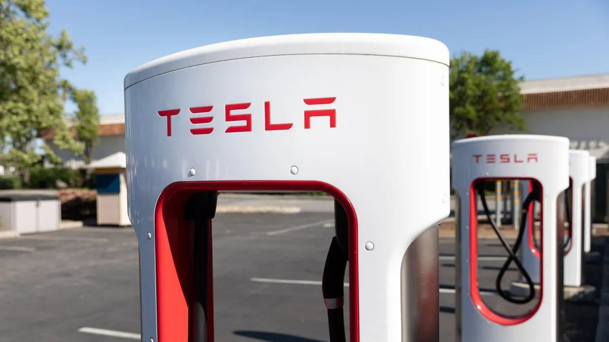 tesla-supercharger.png