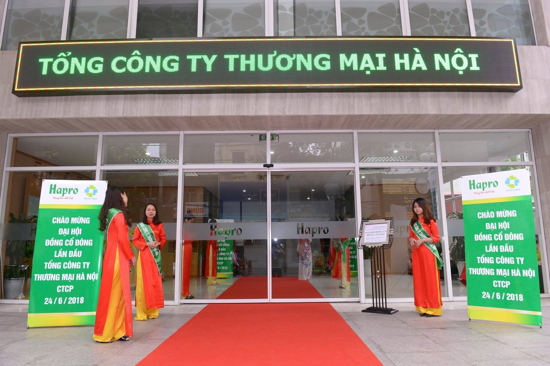 Doanh nghiệp lỗ lũy kế 56 tỷ bỏ tiền mua cổ phần công ty giá 609.000 đồng/cp