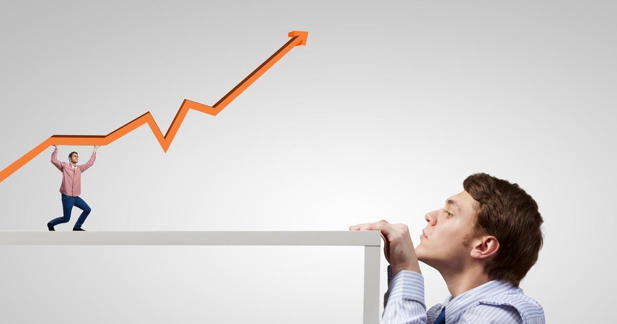 Thận trọng khi VN-Index liên tục phá đỉnh 