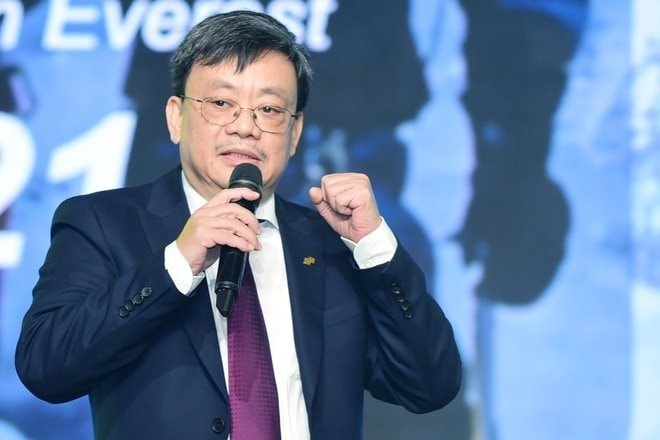 SK tìm đối tác mua lại cổ phần Masan, cổ phiếu của tỷ phú Nguyễn Đăng Quang bất ngờ "bốc đầu"