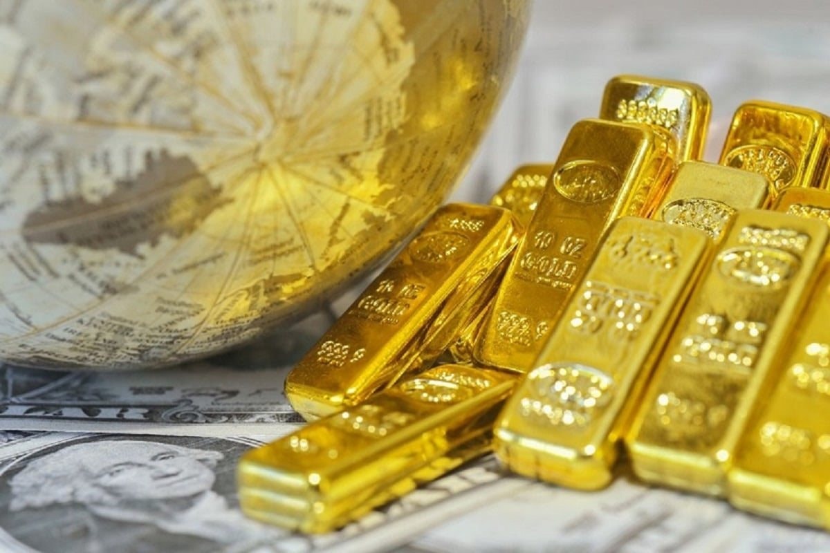 Giá vàng thế giới tăng mạnh rồi lao dốc, chuyên gia nước ngoài khuyên: "Đôi khi, nắm giữ quá nhiều vàng có thể gây phản tác dụng"