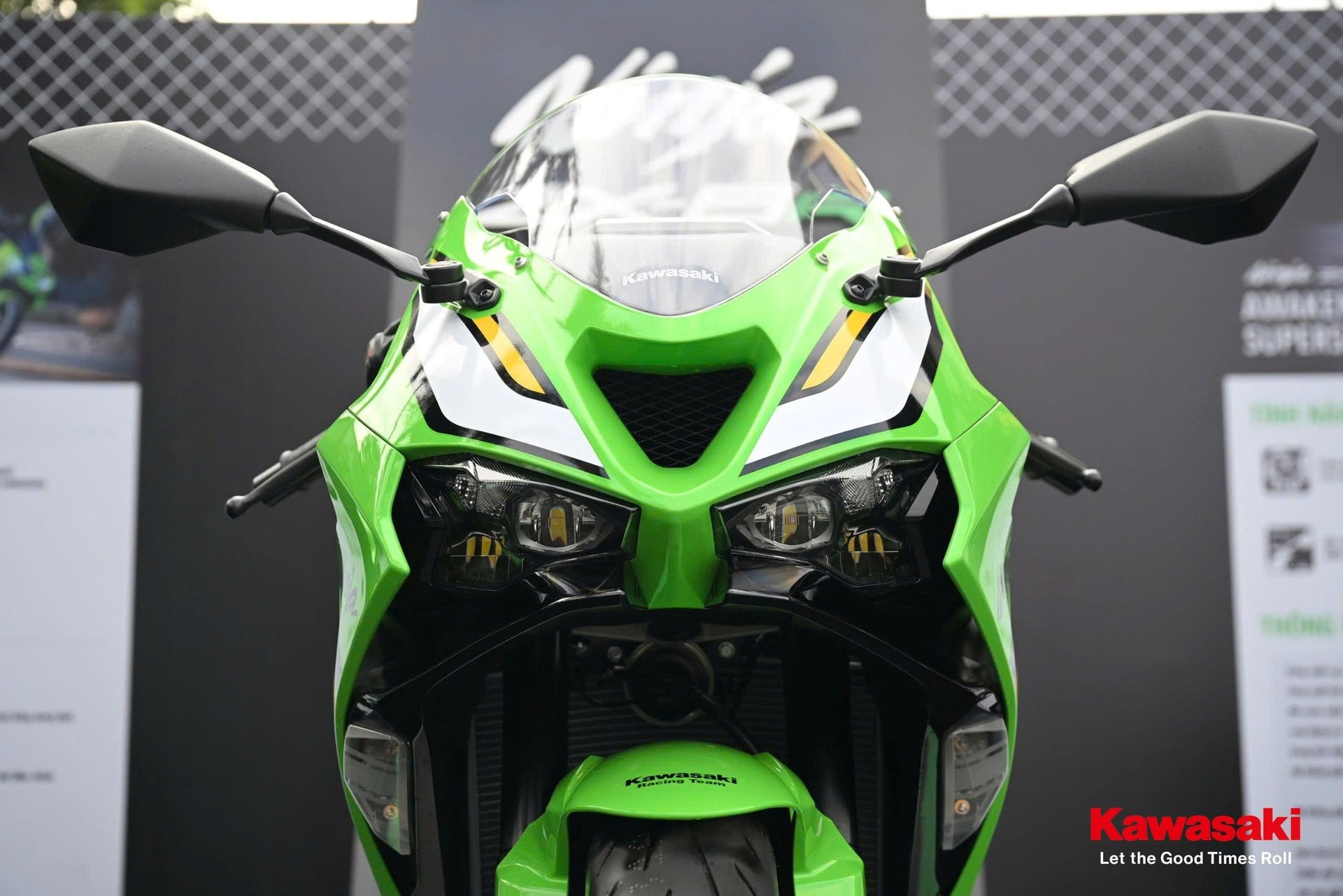Vừa ra mắt Việt Nam xe Ninja Nhật trang bị 'tận răng', mạnh gấp rưỡi xe Honda, Yamaha: Giá bất ngờ?