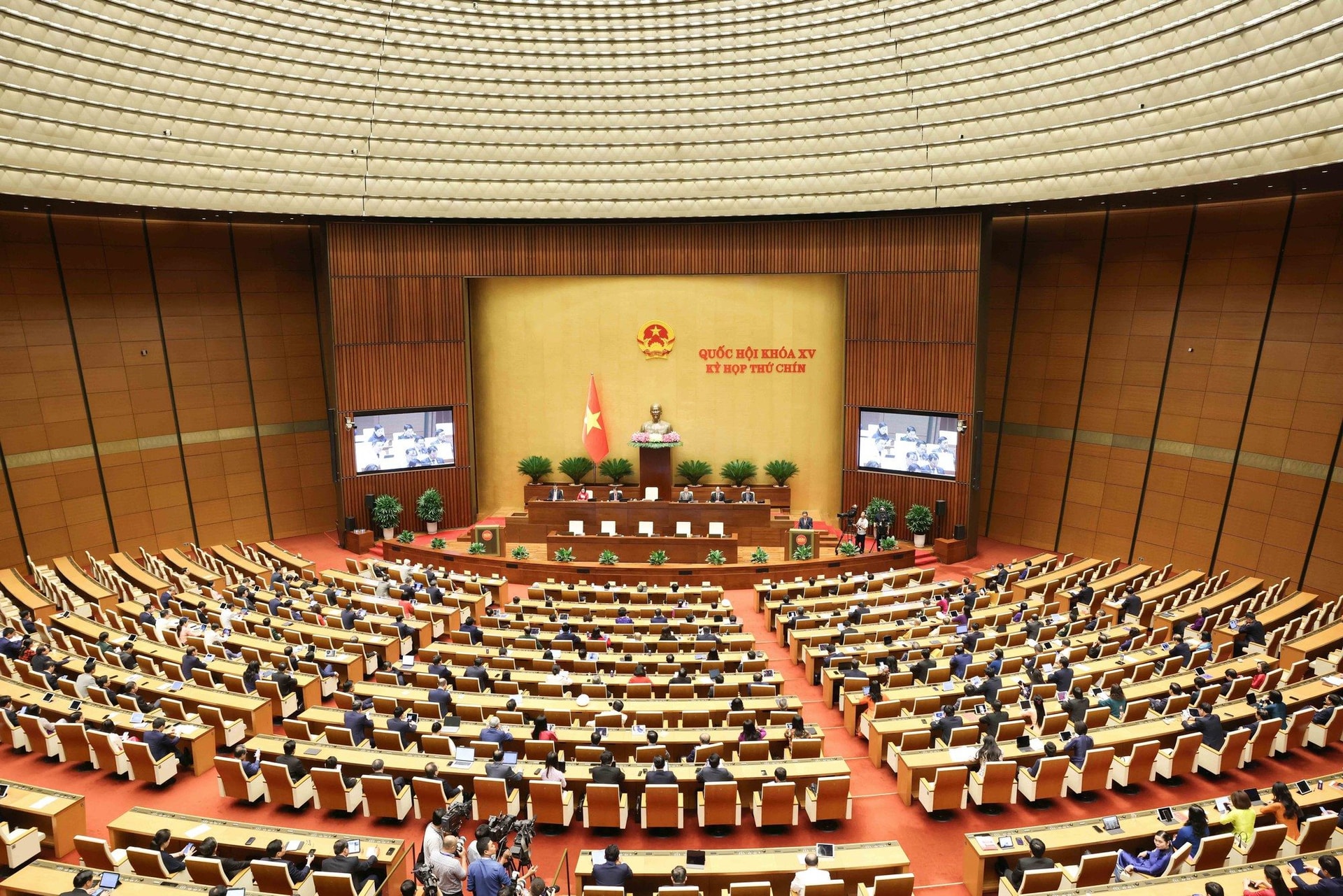 Sáng nay (20/10), khai mạc Kỳ họp thứ 10, Quốc hội khóa XV, dự kiến xem xét, thông qua 49 dự án luật