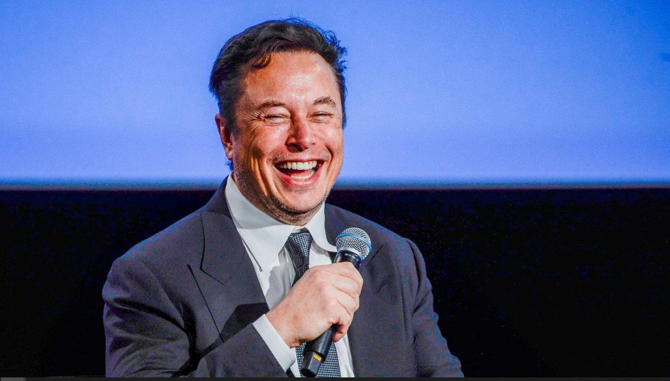 Elon Musk chê Amazon dùng AI gõ code nên bị sập: Xu thế làm việc 'Vibing' bộc lộ điểm yếu chí mạng, làm phai mờ giá trị của kỹ năng, tư duy và kỷ luật