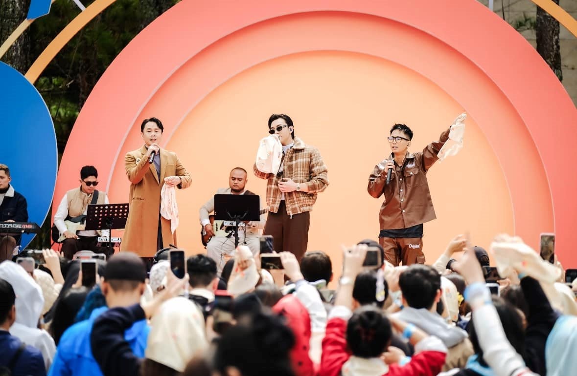 nhung-nghe-sy-cua-spacespeakers-luon-tao-nen-suc-nong-cua-chuong-trinh-5am-moi-mua_.jpg