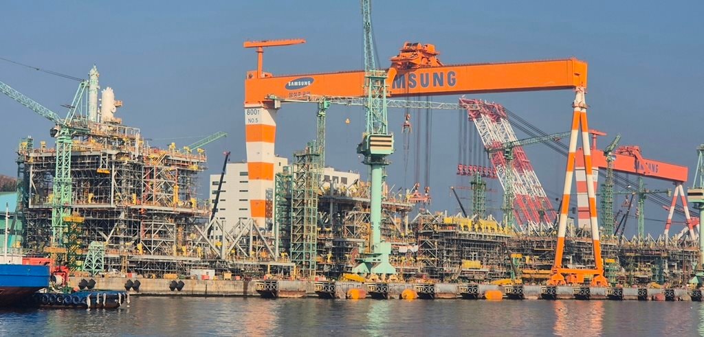 'Gã khổng lồ' đóng tàu của Samsung dự kiến đóng đơn hàng 3 tàu chở dầu 237 triệu USD tại một xưởng đóng tàu 'bí mật' ở Việt Nam