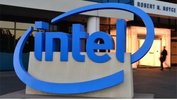 Intel sa thải hơn 35.000 nhân viên chỉ trong 2 năm: Cuộc tái cấu trúc chưa từng có nhằm ‘cứu lấy tương lai của tập đoàn’
